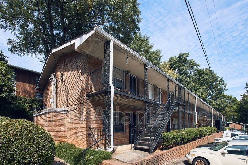 2151 Lenox Rd NEUnit C7 #C7 - Photo 7 of 8