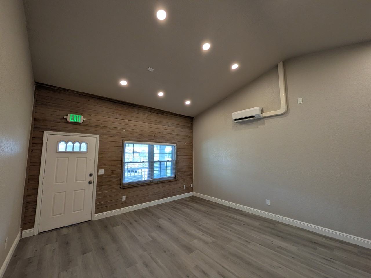 1120 Pinellas Bayway S #1 - Photo 4 of 20