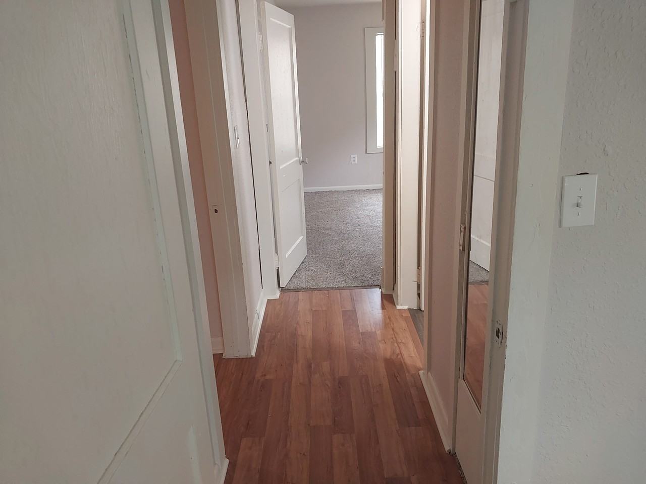 7005 Hindman Park Way - Photo 5 of 10