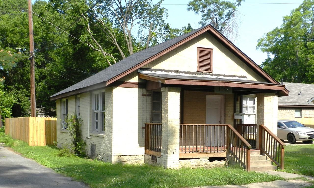 1015 Frank St - Photo 3 of 3