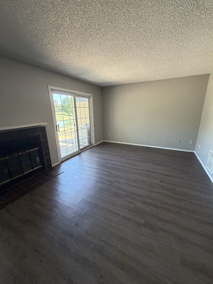5480 S Gold St #1 - Photo 6 of 26