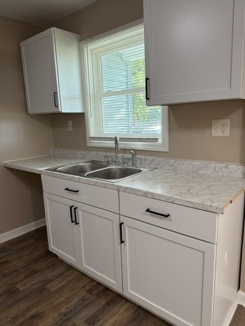 1728 Dearborn St #1 - Photo 5 of 34