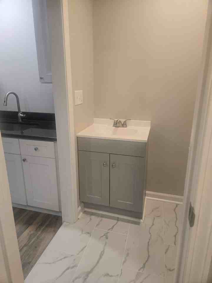 813 S Chapman St - Photo 4 of 12