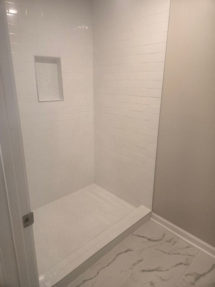 813 S Chapman St - Photo 5 of 12