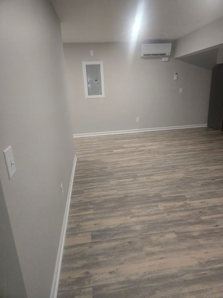 813 S Chapman St - Photo 7 of 12