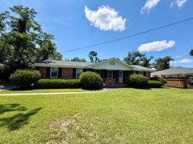105 Central Dr - Photo 1 of 1