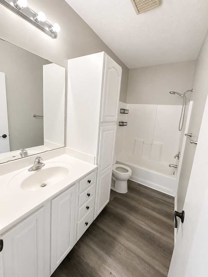 1469 S Trail Cir - Photo 2 of 8