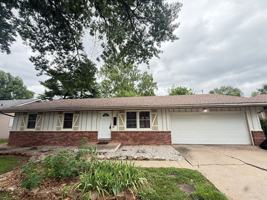 featured image of 3642 S Westwood Ave