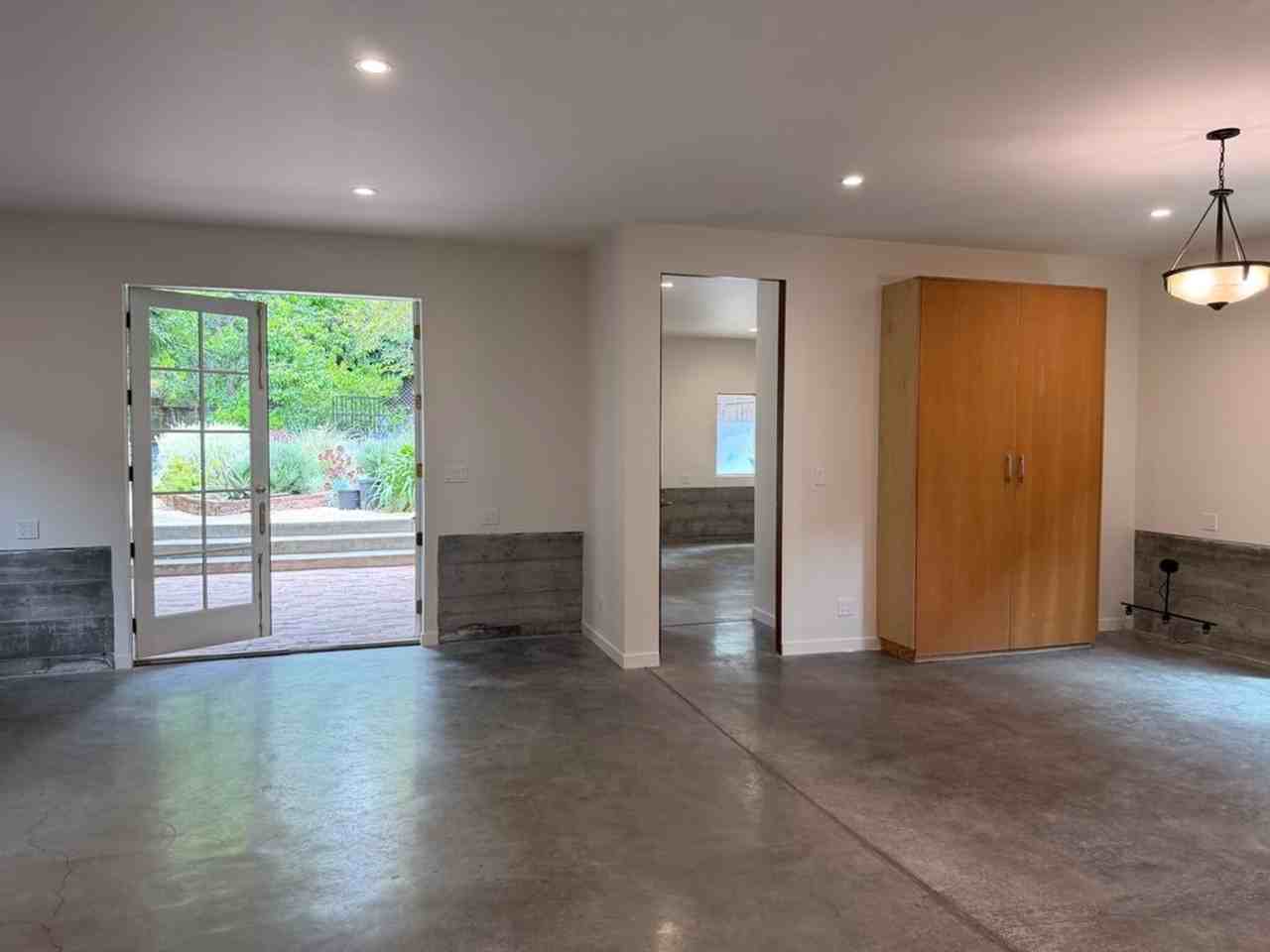 58th St. 536-540 - Photo 4 of 21