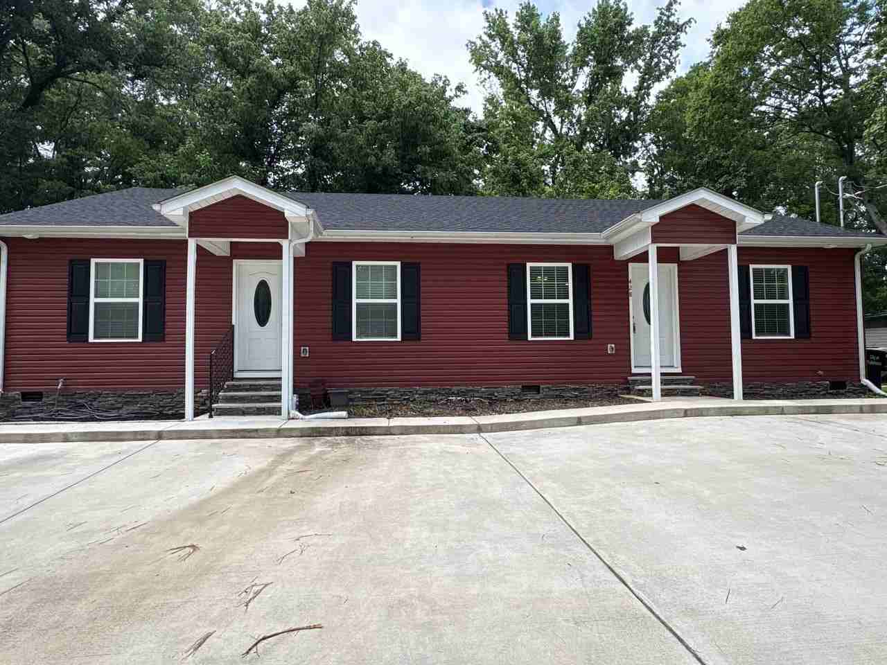 428 W Waggoner St - Photo 2 of 22