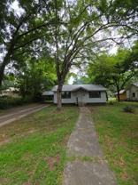 808 Nw 1st St - Photo 1 of 1
