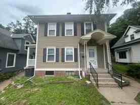 407 Frank St - Photo 1 of 1