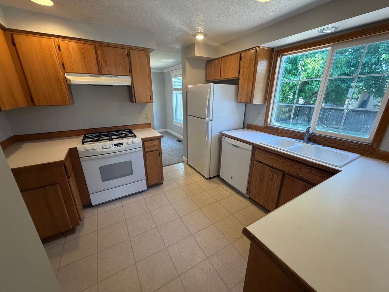 7095 Sw 99th Pl - Photo 4 of 26