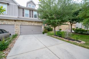 22 Cheswood Manor Dr - Photo 1 of 1