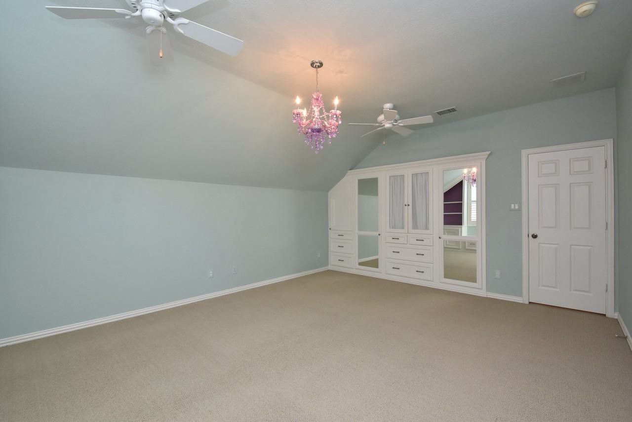 10 Renoir Trail Pl - Photo 4 of 50