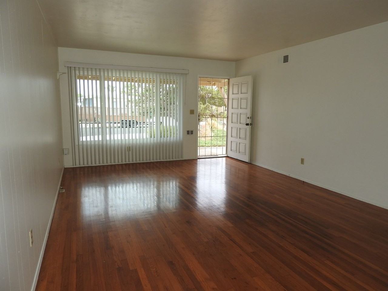 2918 Havasupai Ave - Photo 3 of 18