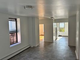 featured image of 845 Longfellow Ave