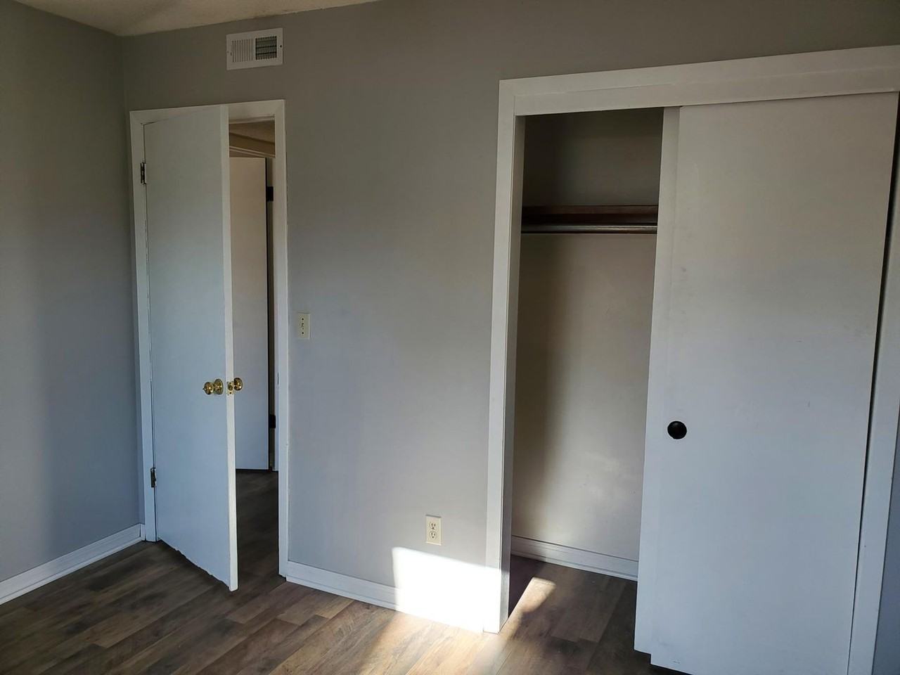 1449 N Smith Ct #2 - Photo 7 of 10