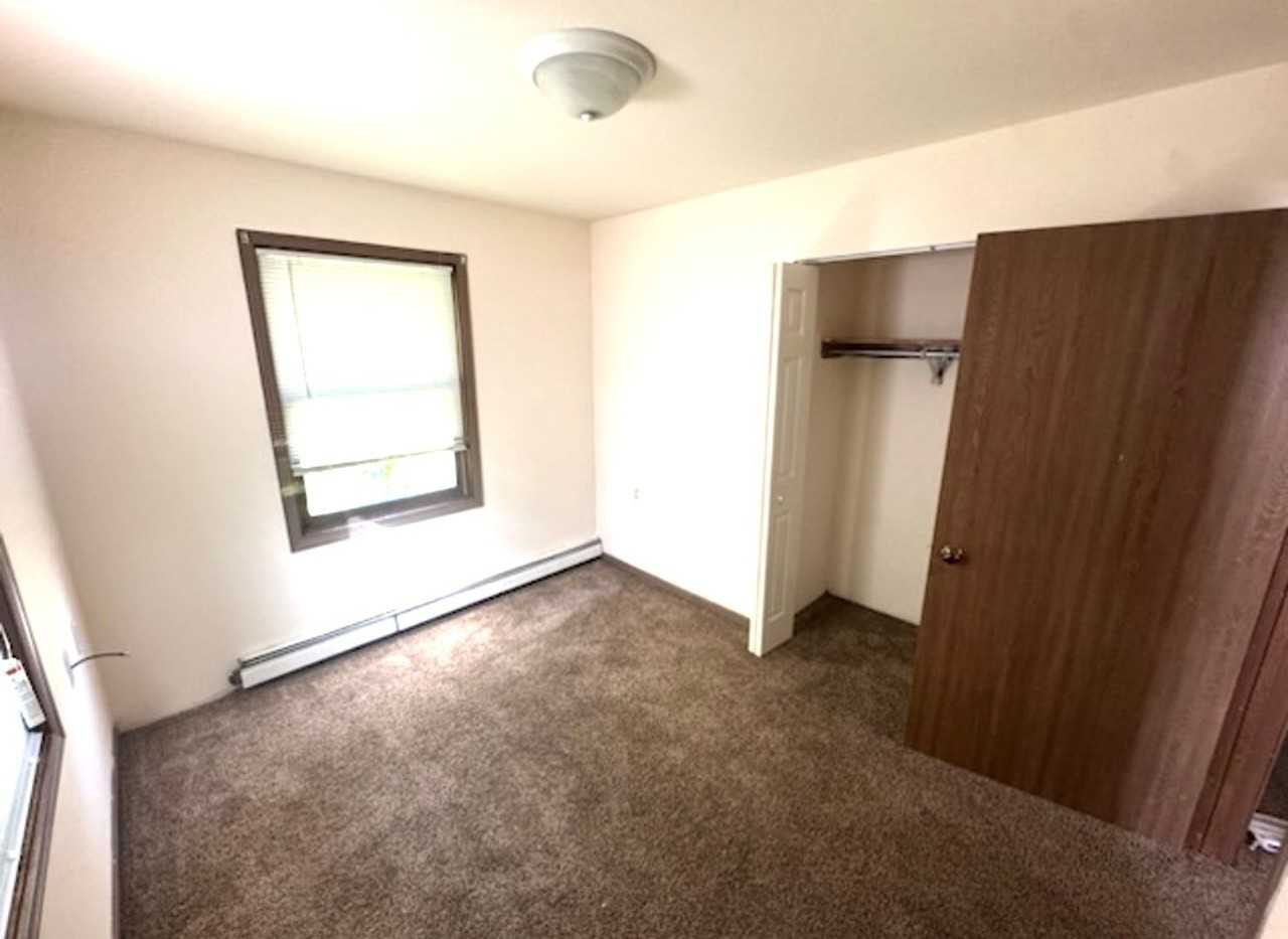 Camp Douglas Apts - Photo 6 of 20