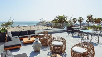 featured image of 1659 Ocean Front Walk