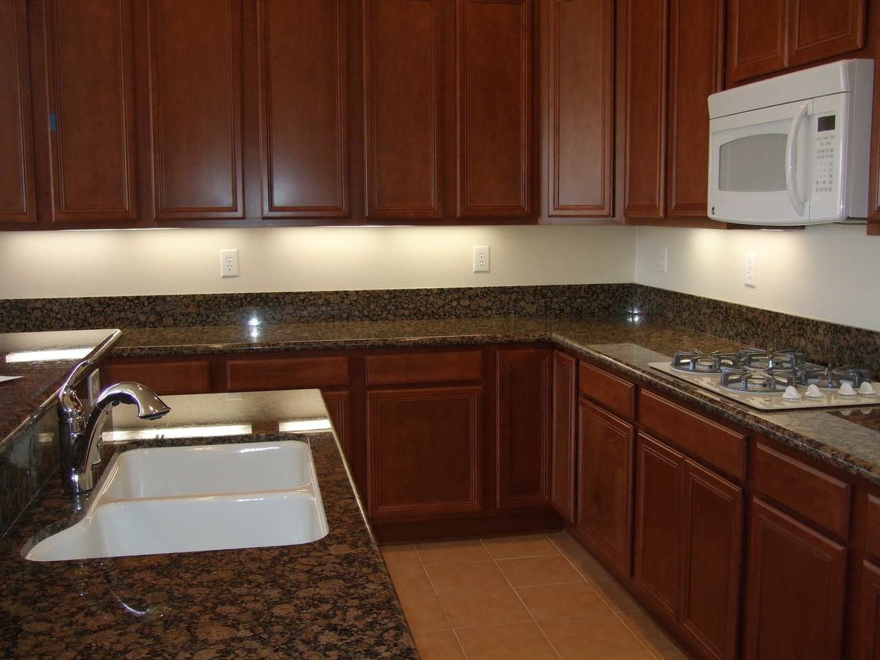 10125 Cavalry Cir - Photo 6 of 7