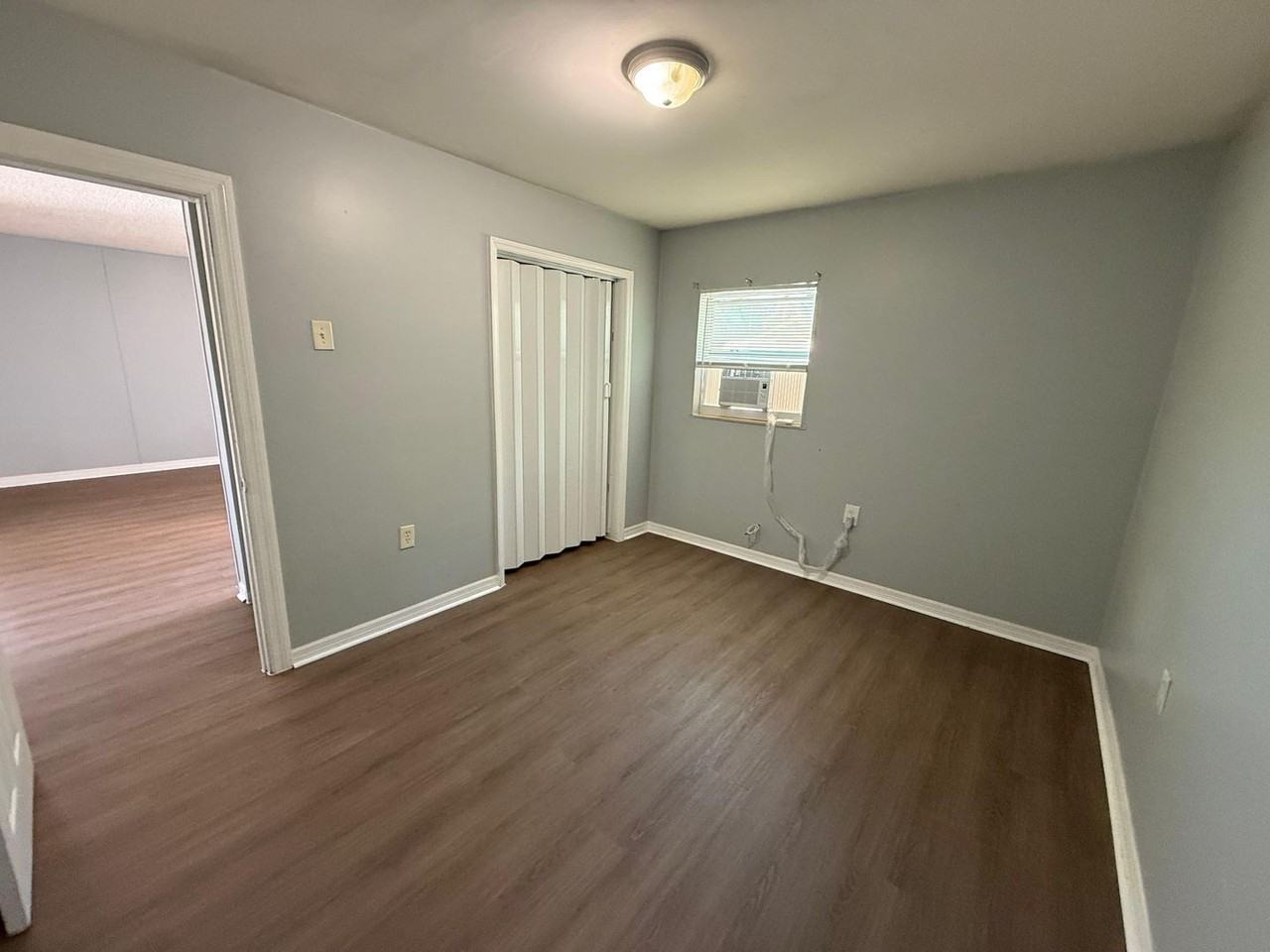 1405 Lotela Ave - Photo 2 of 5