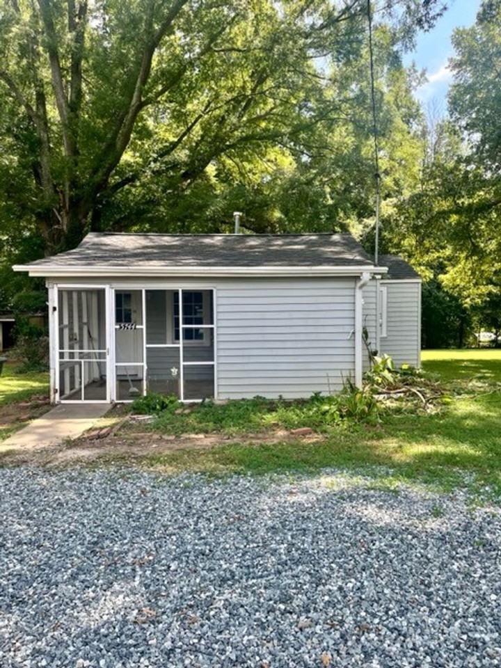 5744 Summit Ave - Photo 2 of 6