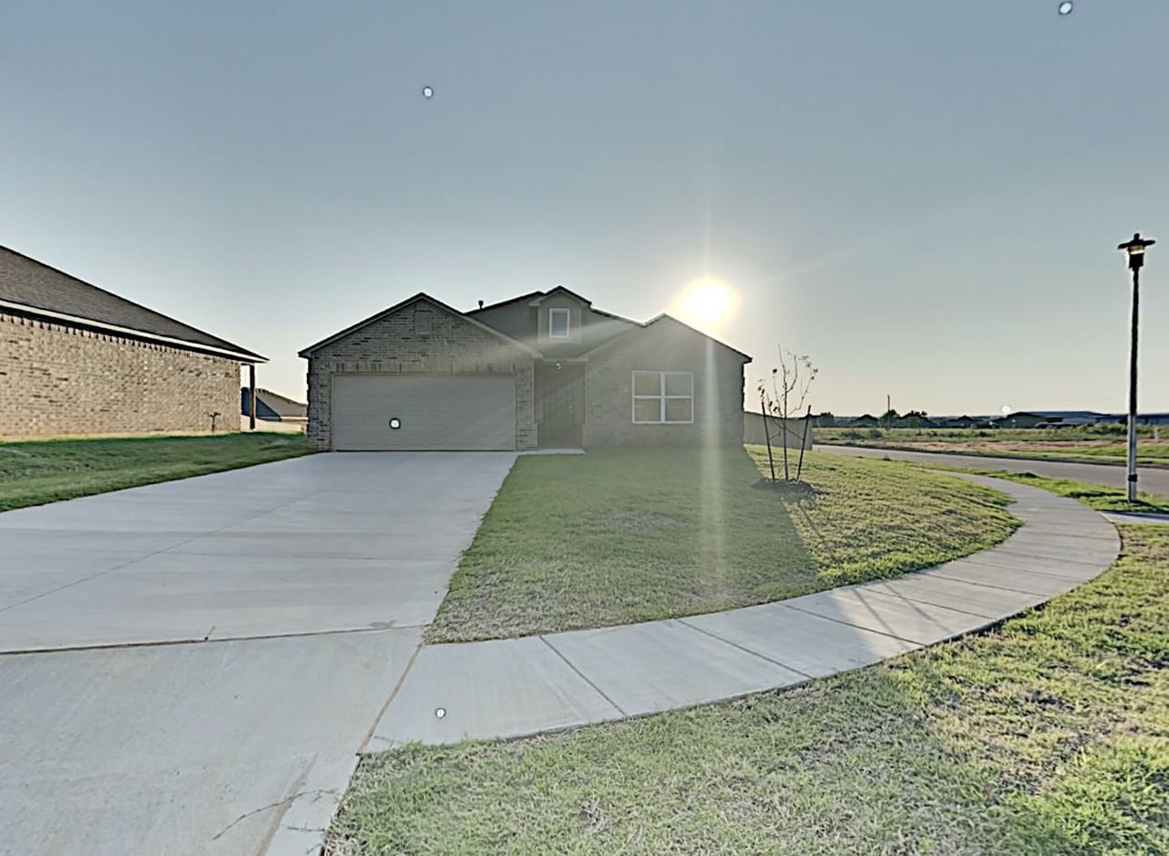 4301 Umbria Rd - Photo 2 of 16