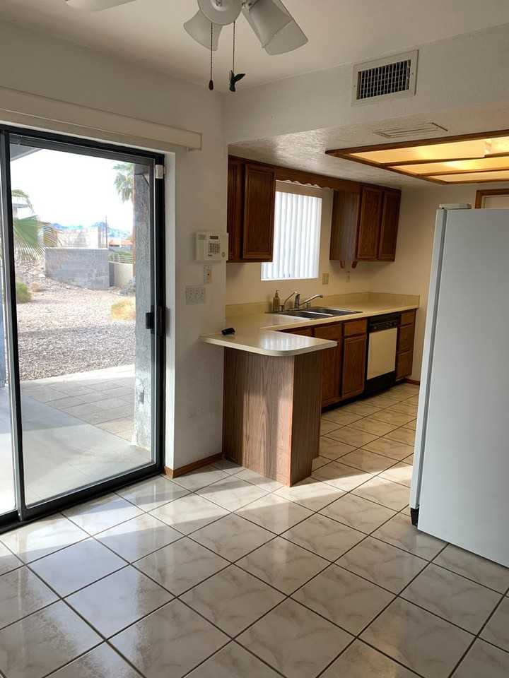 4040 Challenger Dr - Photo 6 of 16