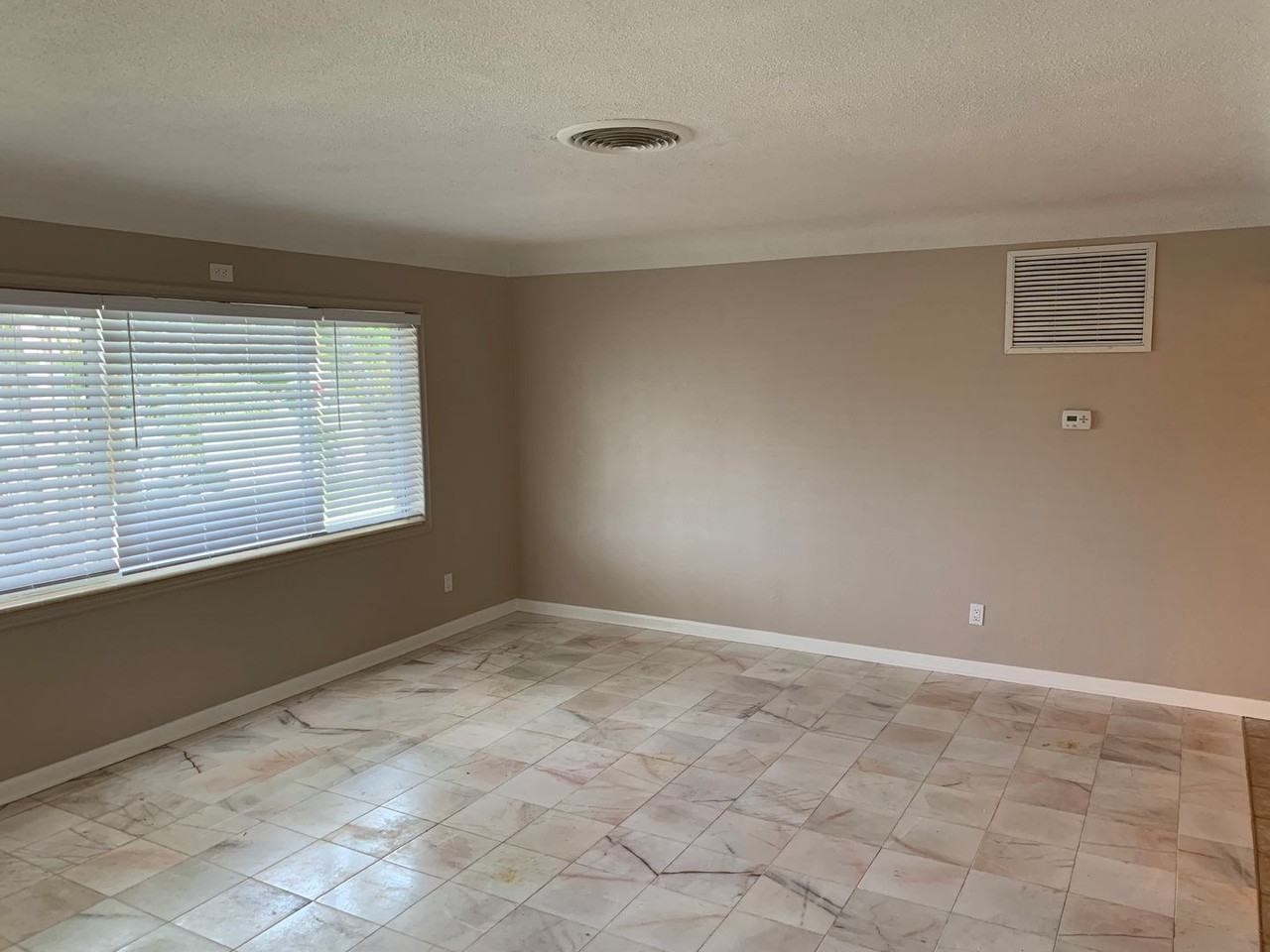 3791 10th St Ne - Photo 2 of 17