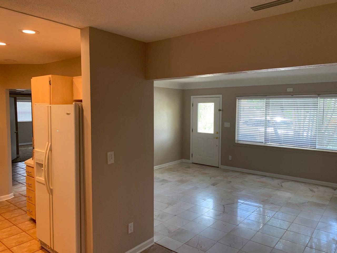 3791 10th St Ne - Photo 4 of 17