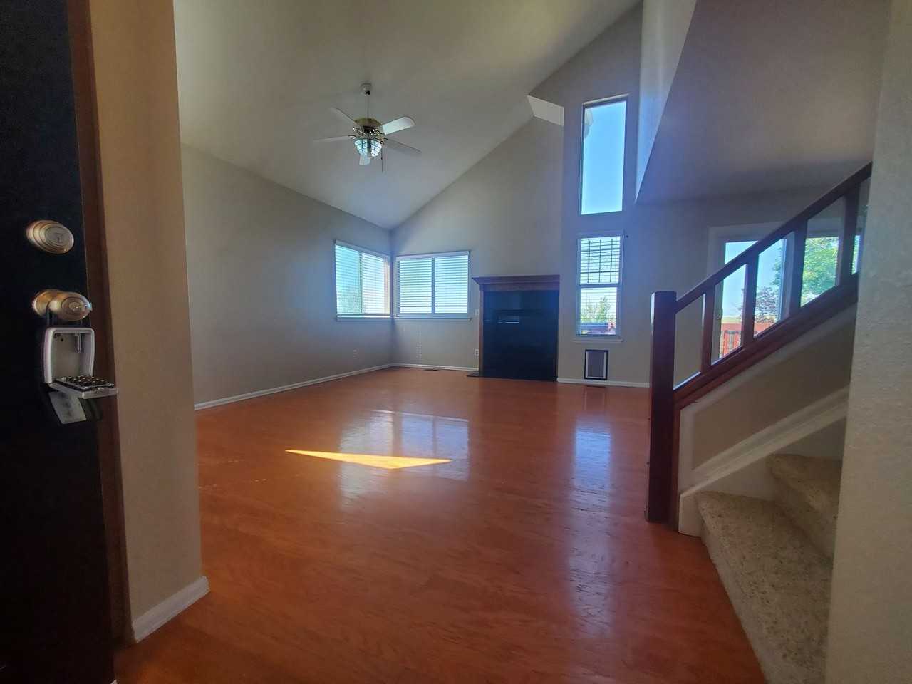 3243 W 116th Ave - Photo 4 of 50