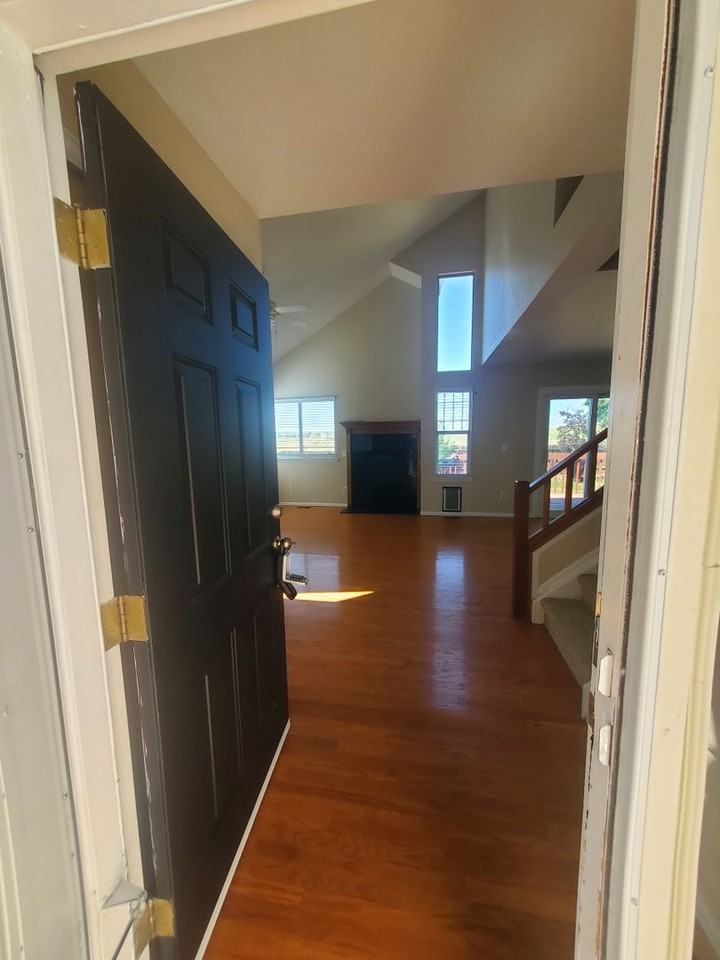 3243 W 116th Ave - Photo 5 of 50