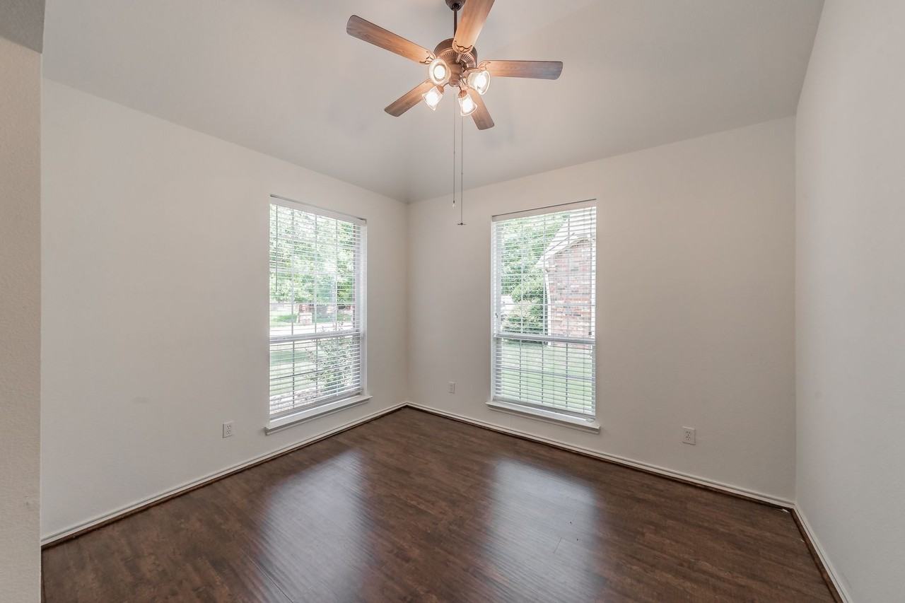 8648 Prairie Dawn Dr - Photo 5 of 40