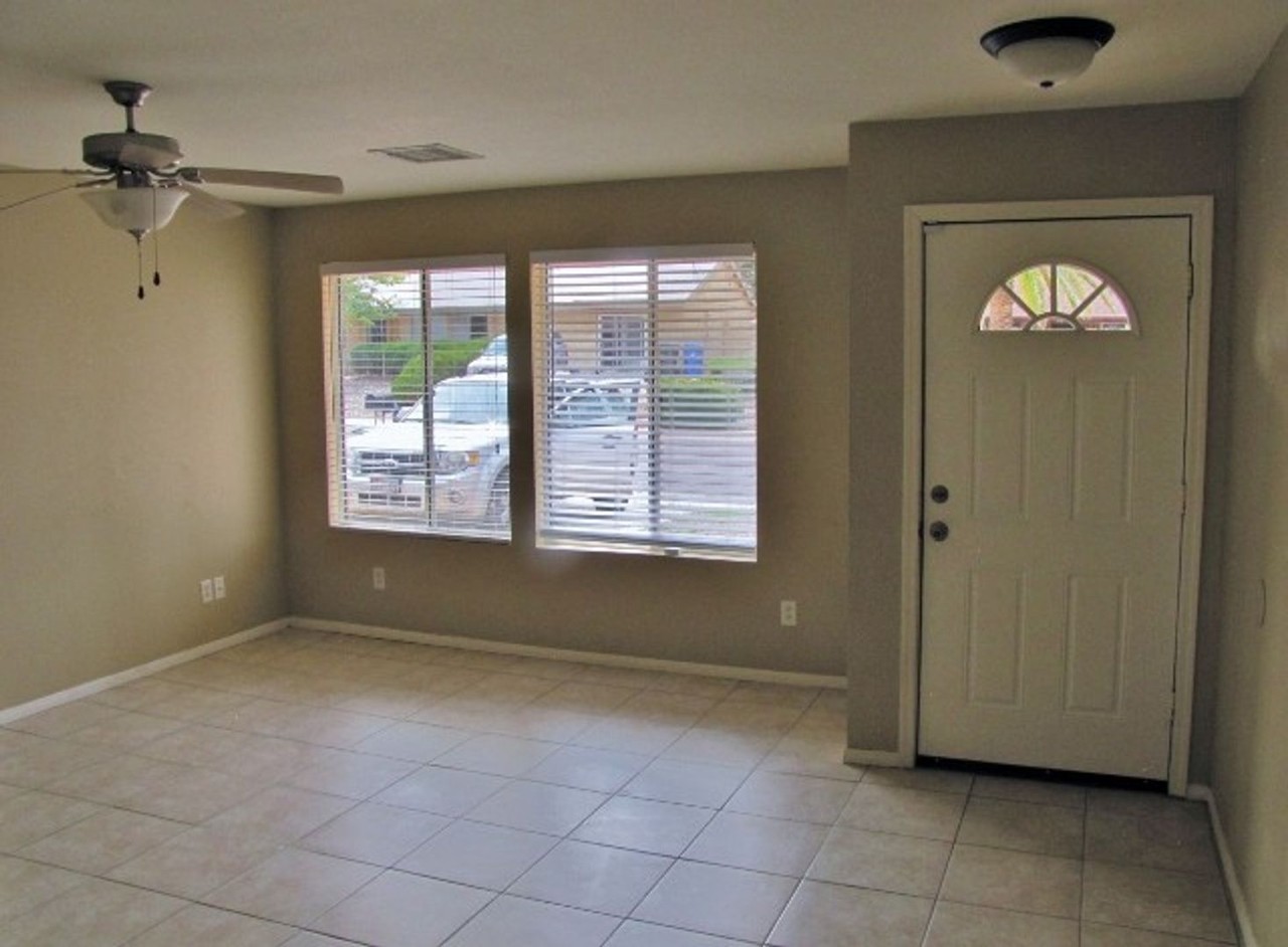 823 Plaza Encanto - Photo 5 of 26