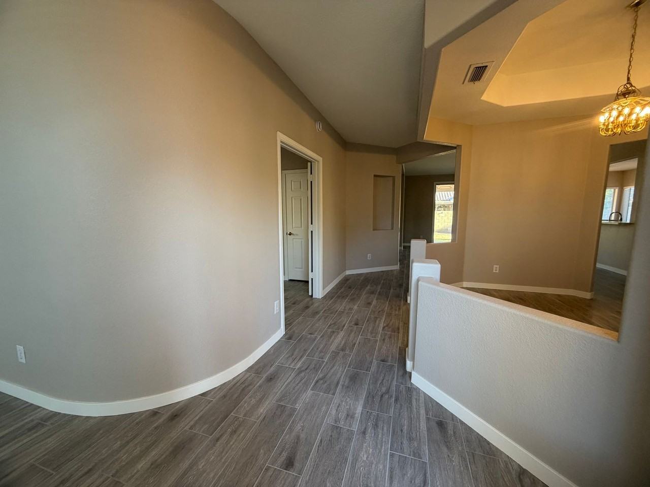 10925 W Ashland Way - Photo 7 of 35