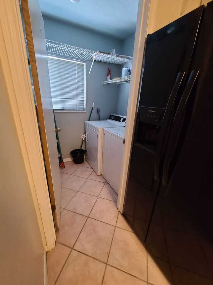 3524 Nw 37th Ave - Photo 7 of 36
