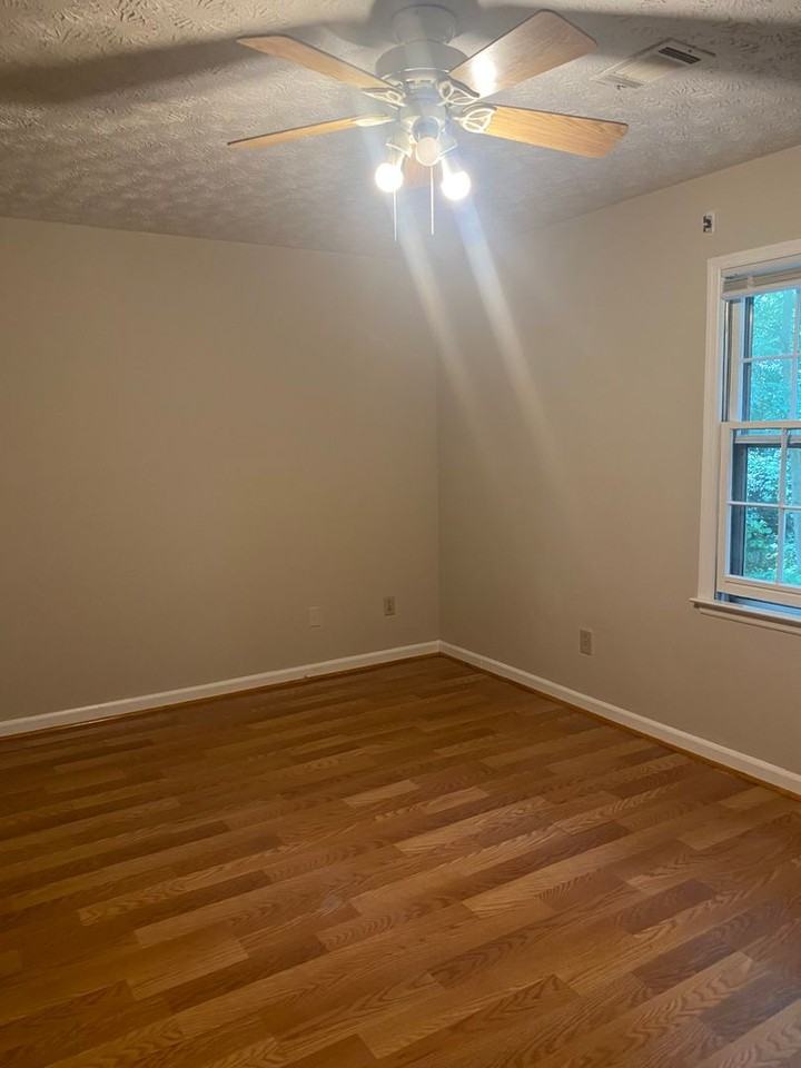 105 Fairhaven Ct - Photo 5 of 14