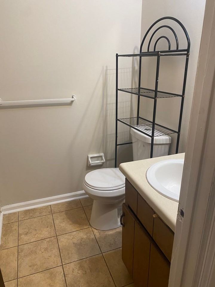 105 Fairhaven Ct - Photo 6 of 14