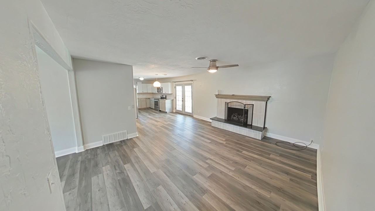 13 Nw 58th St - Photo 4 of 12