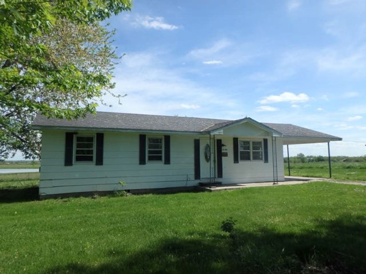 12302 N Route J - Photo 2 of 26