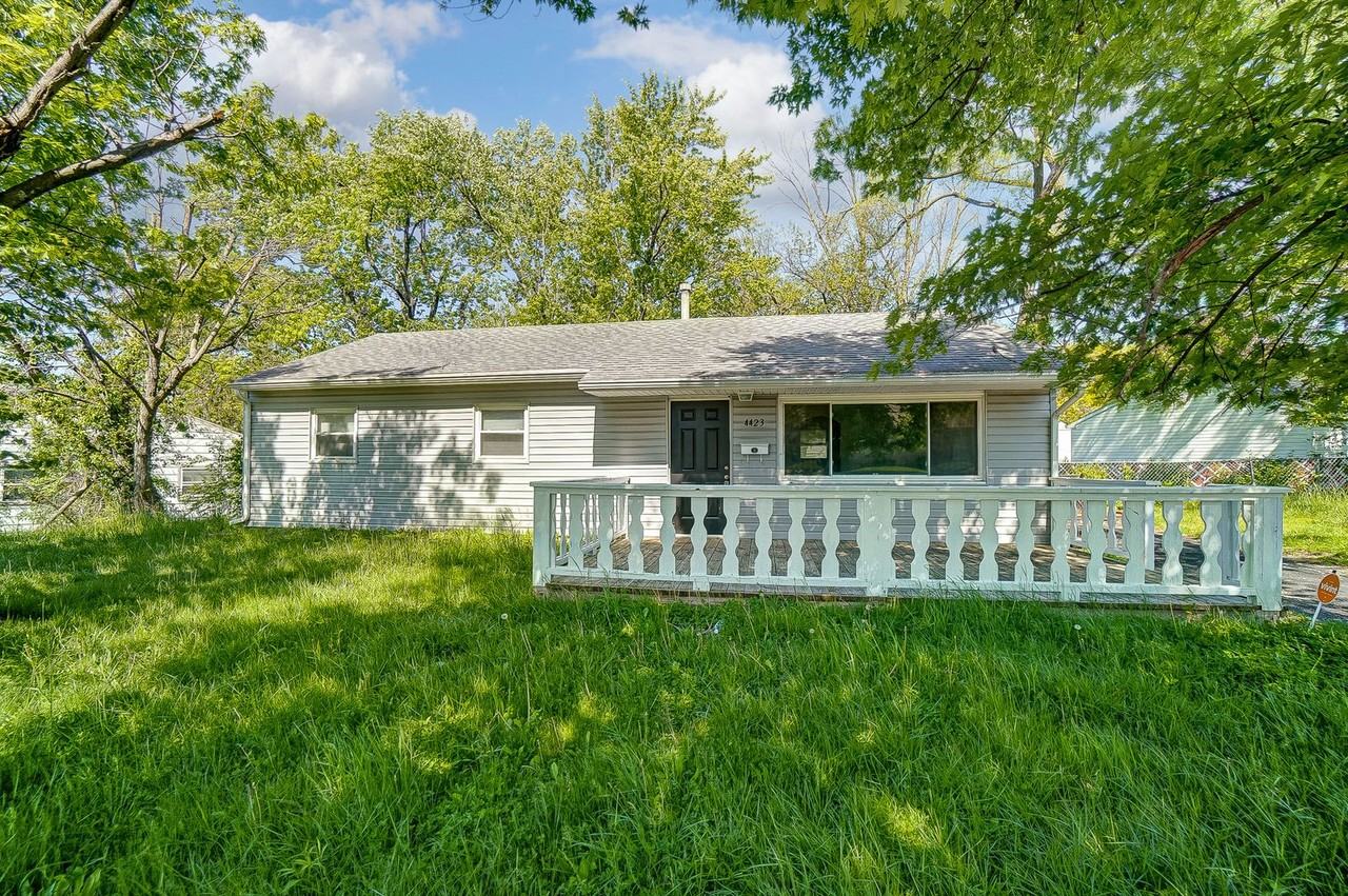 4423 Faraday Ct - Photo 4 of 29