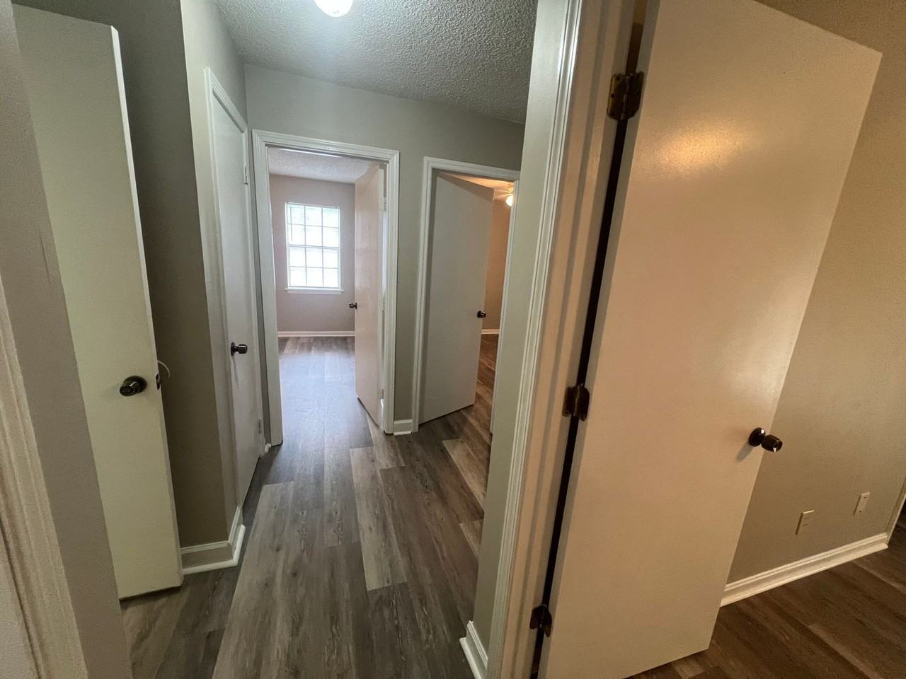 119 22nd Ave Ne - Photo 7 of 18