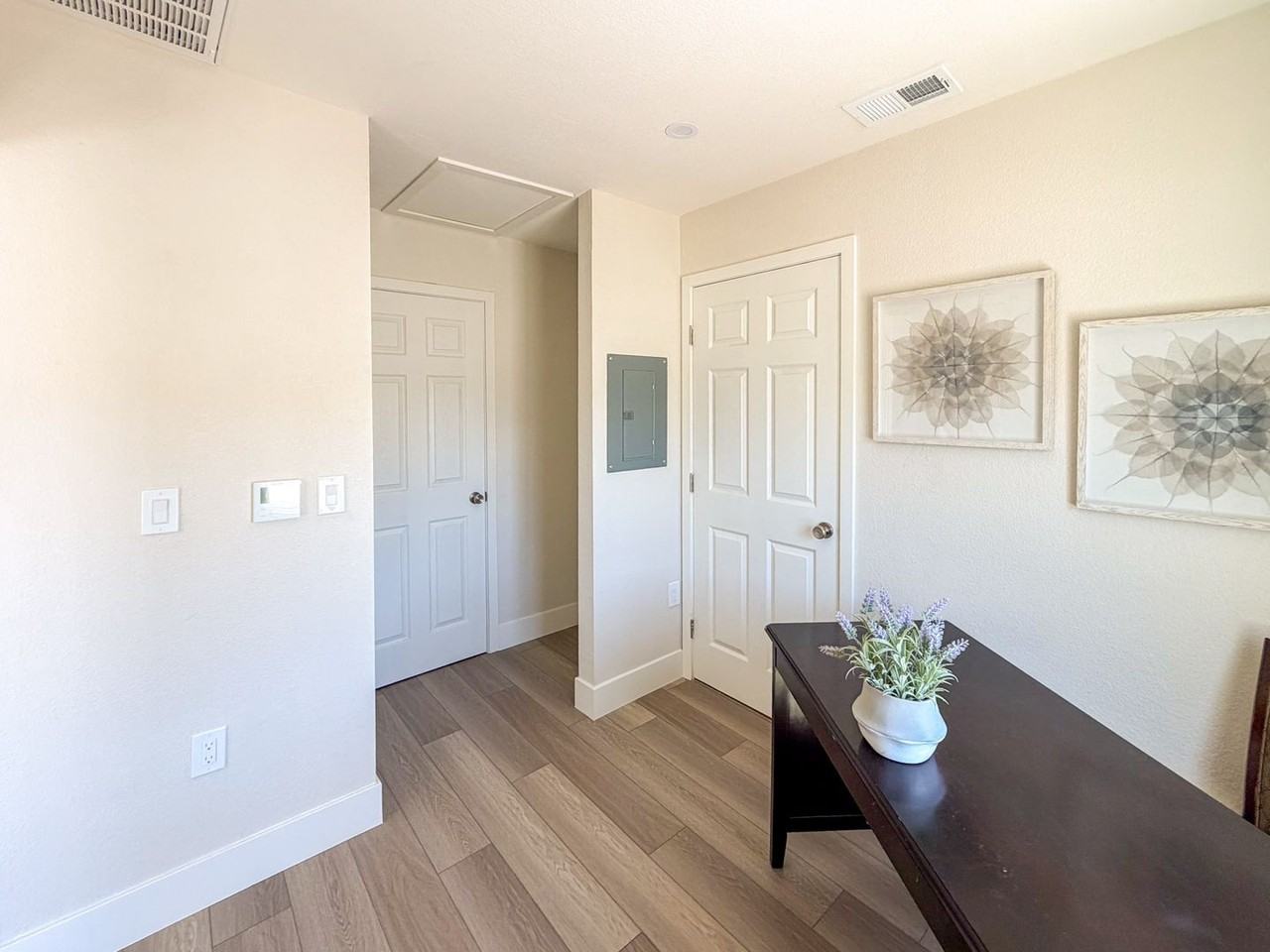 4918 Jensen Rd - Photo 6 of 12