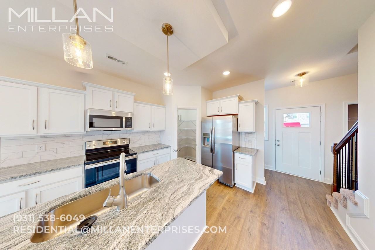 449 Ayden Ln - Photo 6 of 14