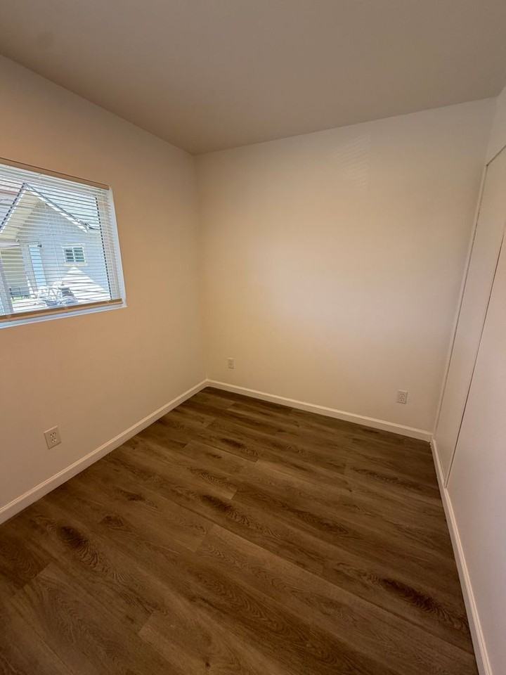 127 Mortimer St #3 - Photo 2 of 8
