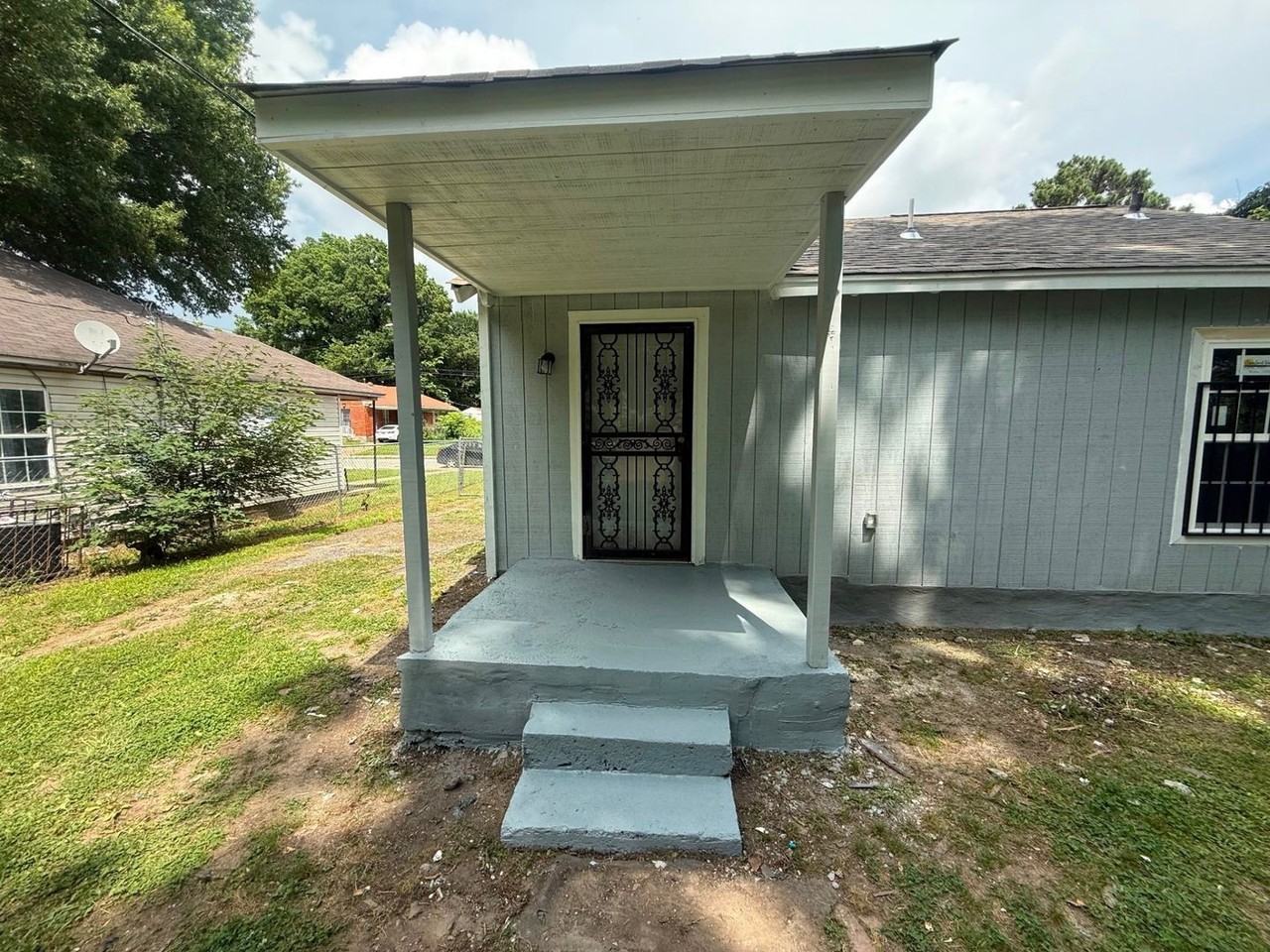 1507 Hamilton St - Photo 4 of 9