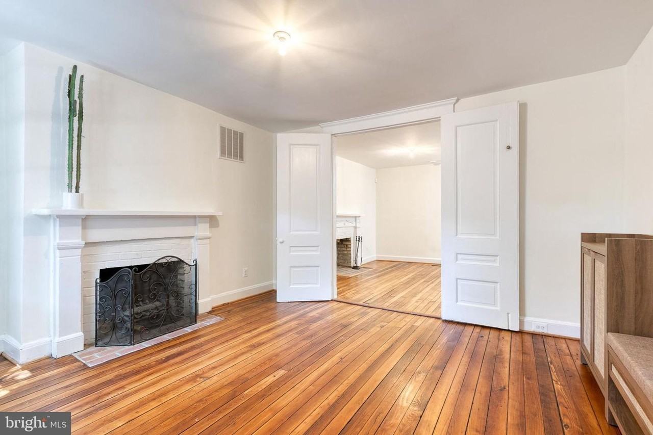 630 S Paca St - Photo 3 of 39