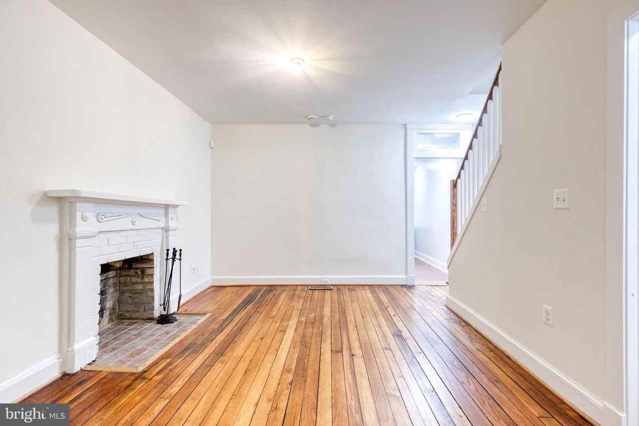 630 S Paca St - Photo 6 of 39
