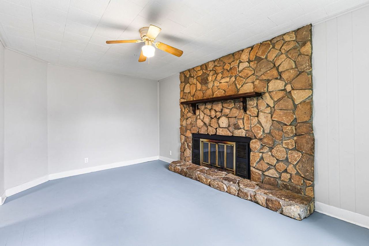 3117 Charles St - Photo 3 of 29